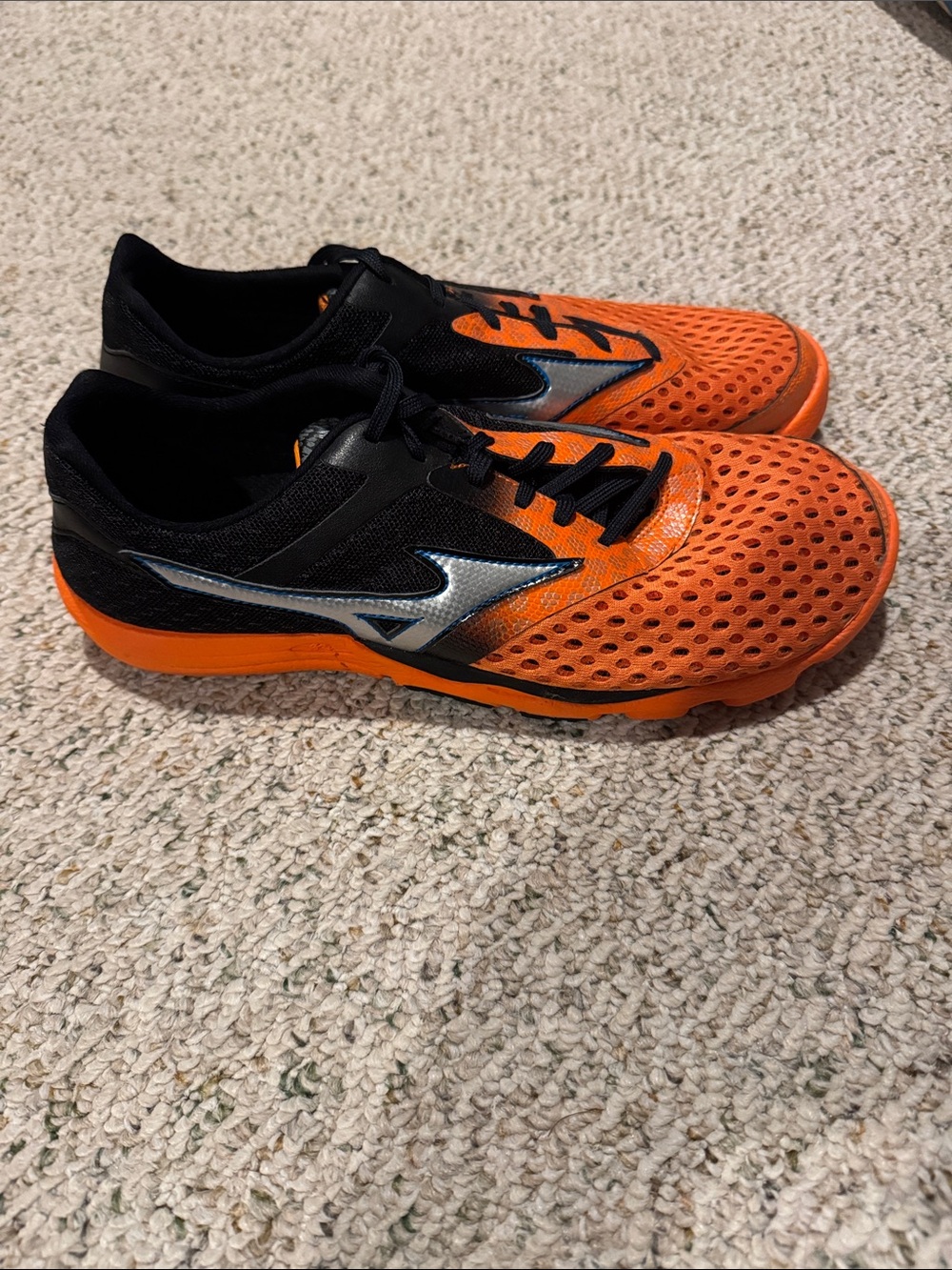 Mizuno Orange and Black Athletic Running Shoes with Silver Logo